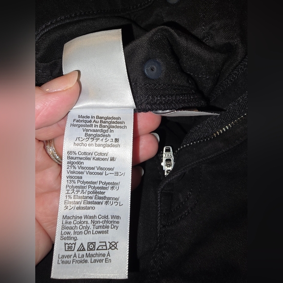 JCrew 9" Mid Rise Black Jeans - Picture 3 of 5